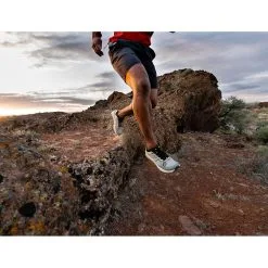 Topo MTN Racer 2 Men -Tubbs Sales M047.Bone Black 10