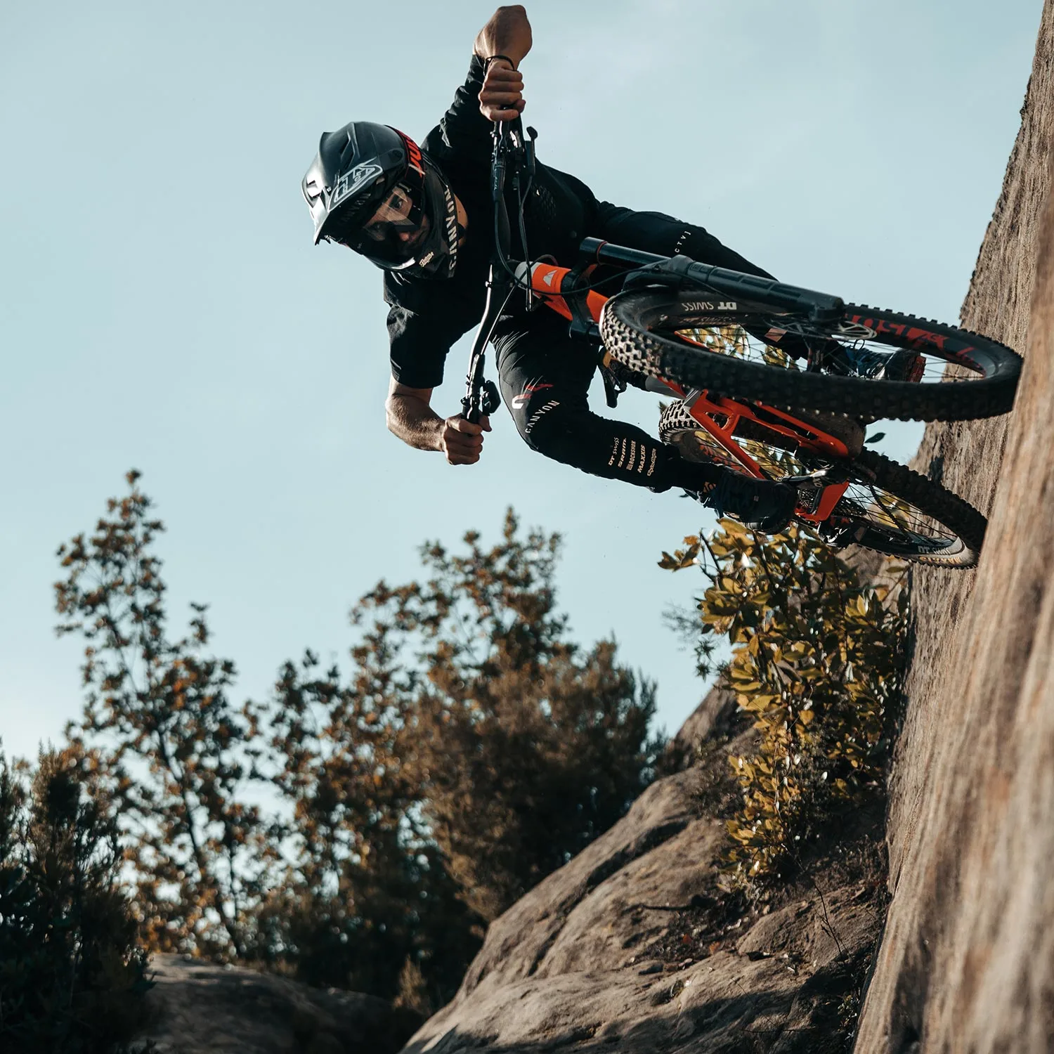 Julbo Session MTB Goggles Category 0 Lens 6 Julbo Session MTB Goggles Category 0 Lens - Image 4