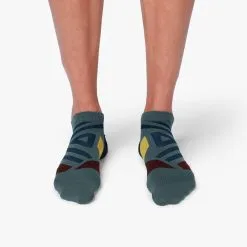 On Low Sock Mens -Tubbs Sales low sock fw19 shadow mulberry m g2